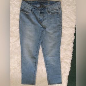 Faded glory women size 10P light denim jeans